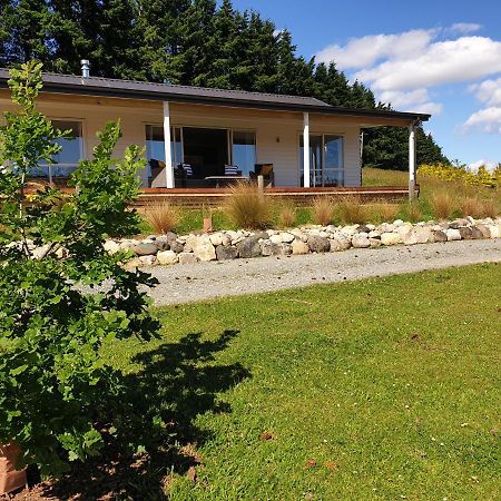 Cottage 45° South Te Anau Exteriör bild