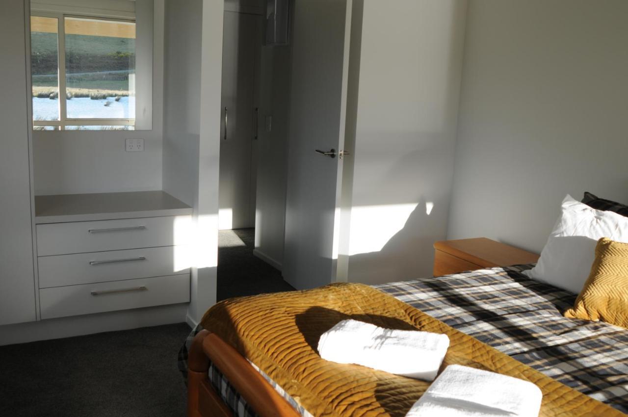 Cottage 45° South Te Anau Exteriör bild